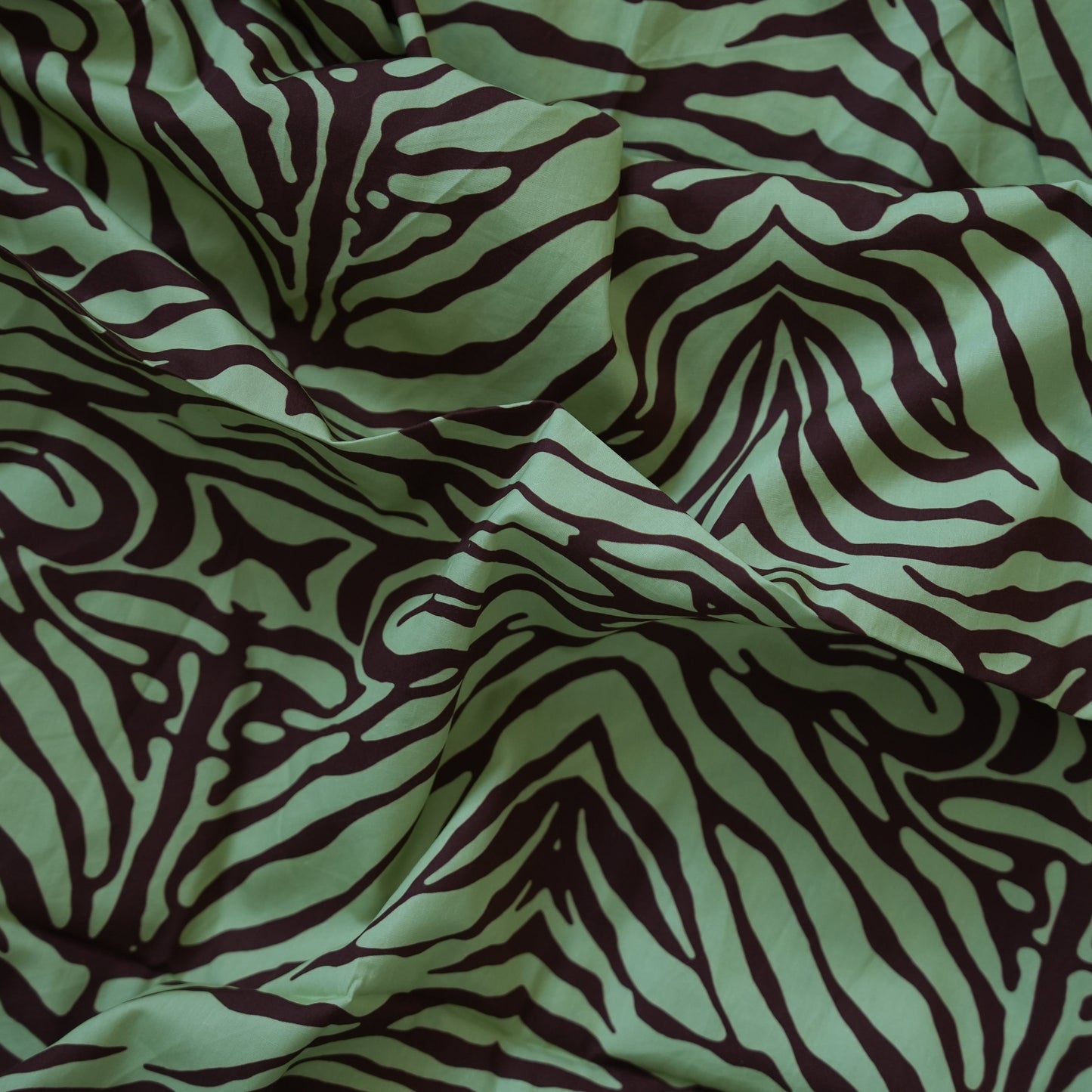Wild Vine — Mid-Weight Linen